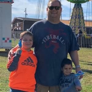 Meet your Posher, Tom